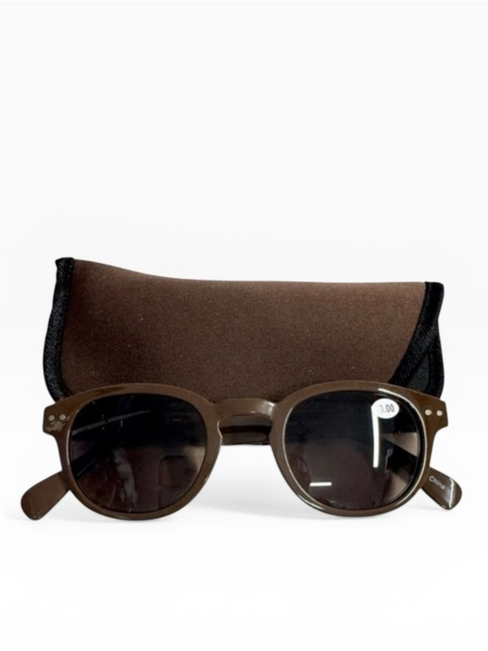 New IZE Sunglasses Readers +3.00 Brown Glasses With Case